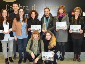 L’ENGLANTINA I LES SABATILLES VERMELLES, GUANYADORS DEL CONCURS D’APARADORS DE NADAL DE MANRESA